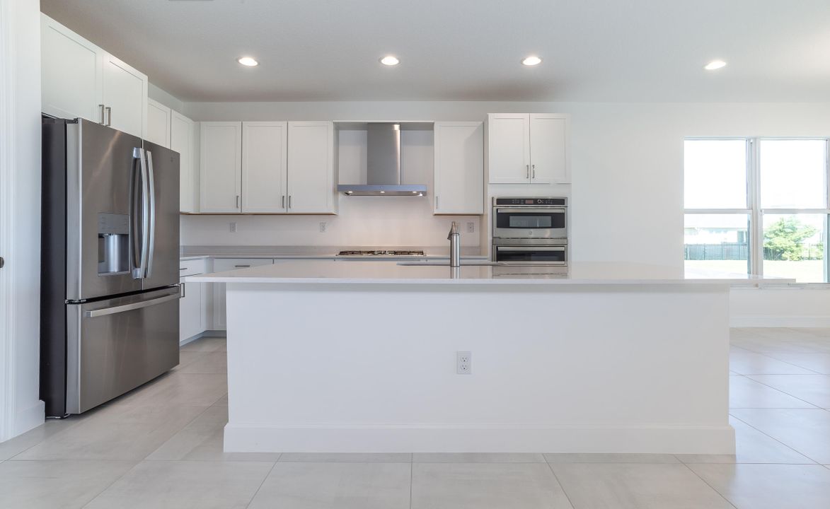 For Rent: $3,950 (4 beds, 3 baths, 2300 Square Feet)