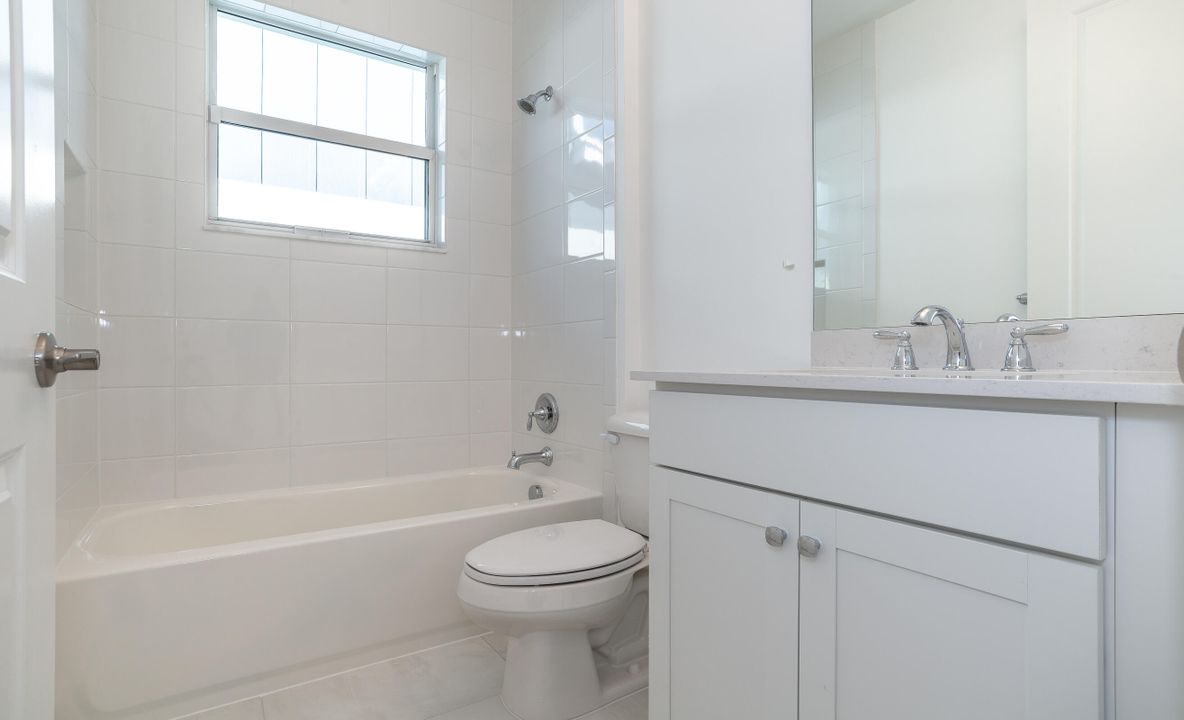 For Rent: $3,950 (4 beds, 3 baths, 2300 Square Feet)