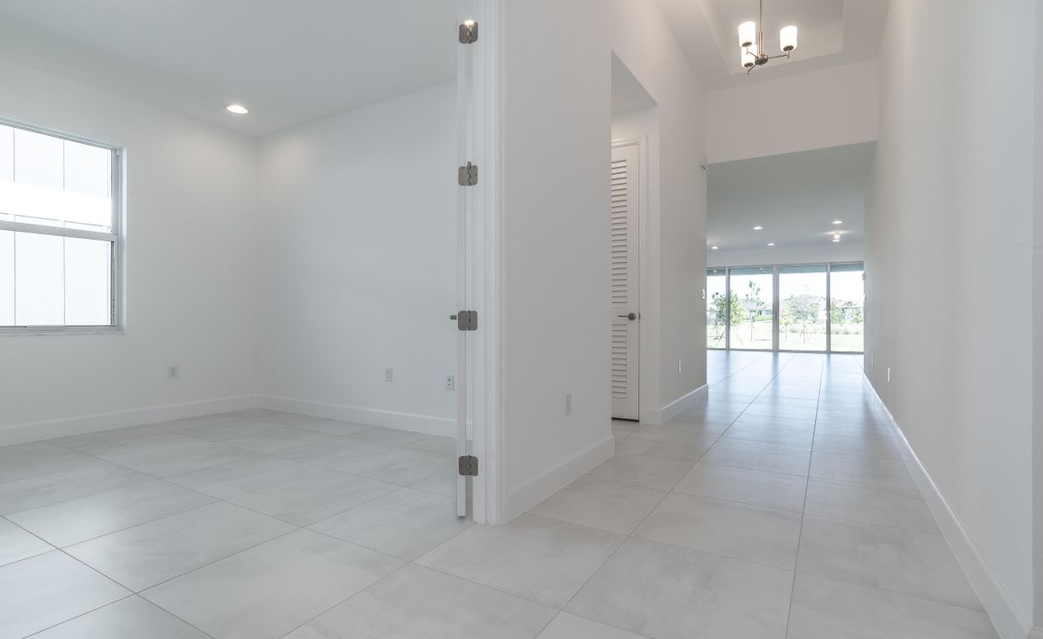 For Rent: $3,950 (4 beds, 3 baths, 2300 Square Feet)