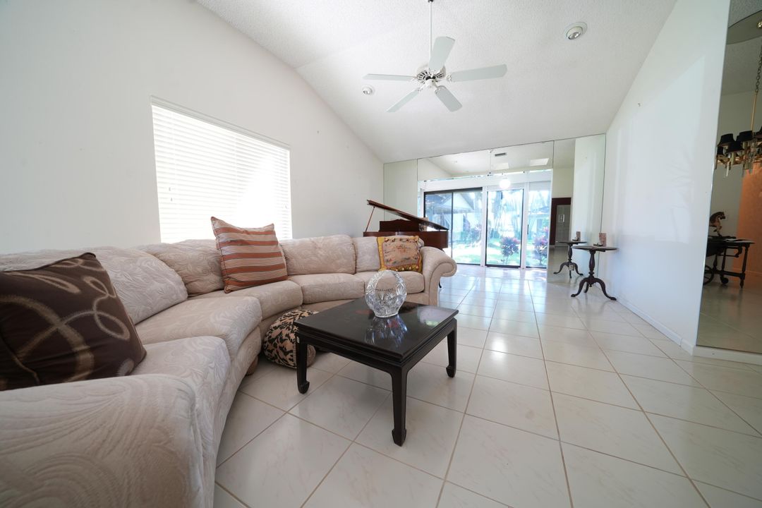 For Sale: $249,500 (3 beds, 2 baths, 1600 Square Feet)