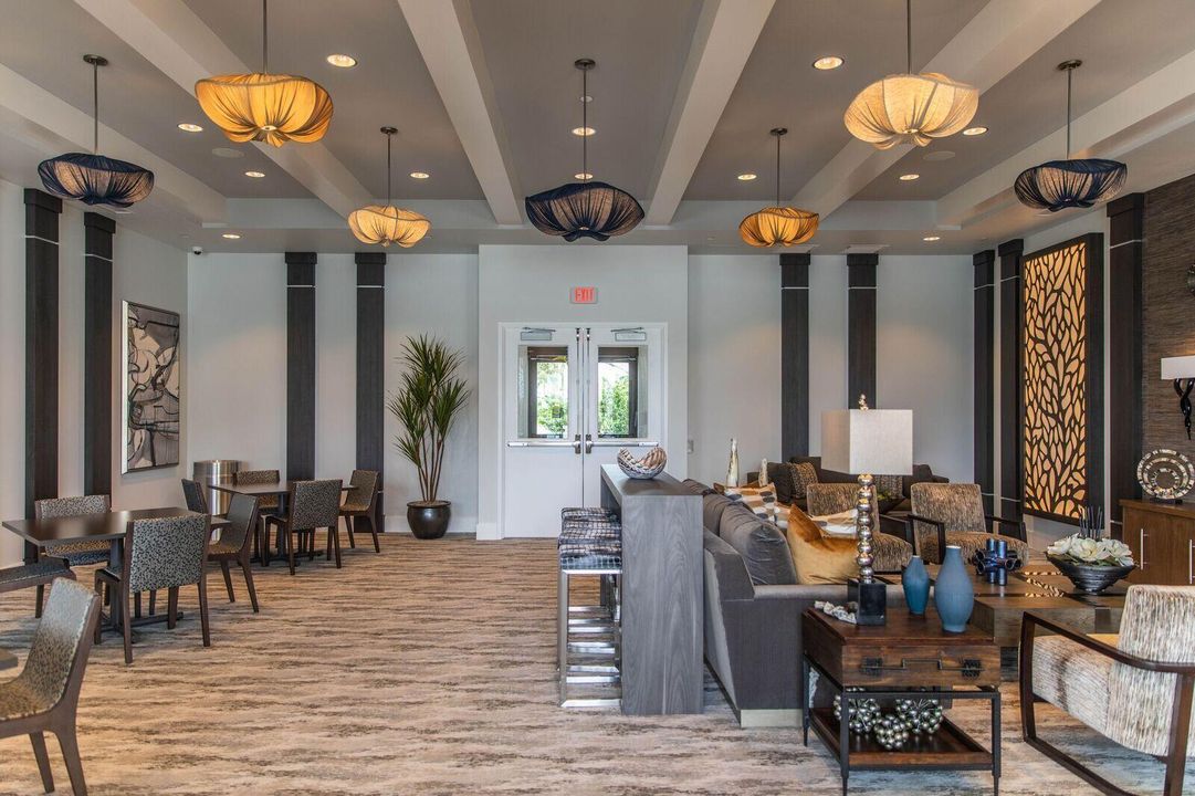 出租: $7,995 (3 贝兹, 3 浴室, 2157 平方英尺)