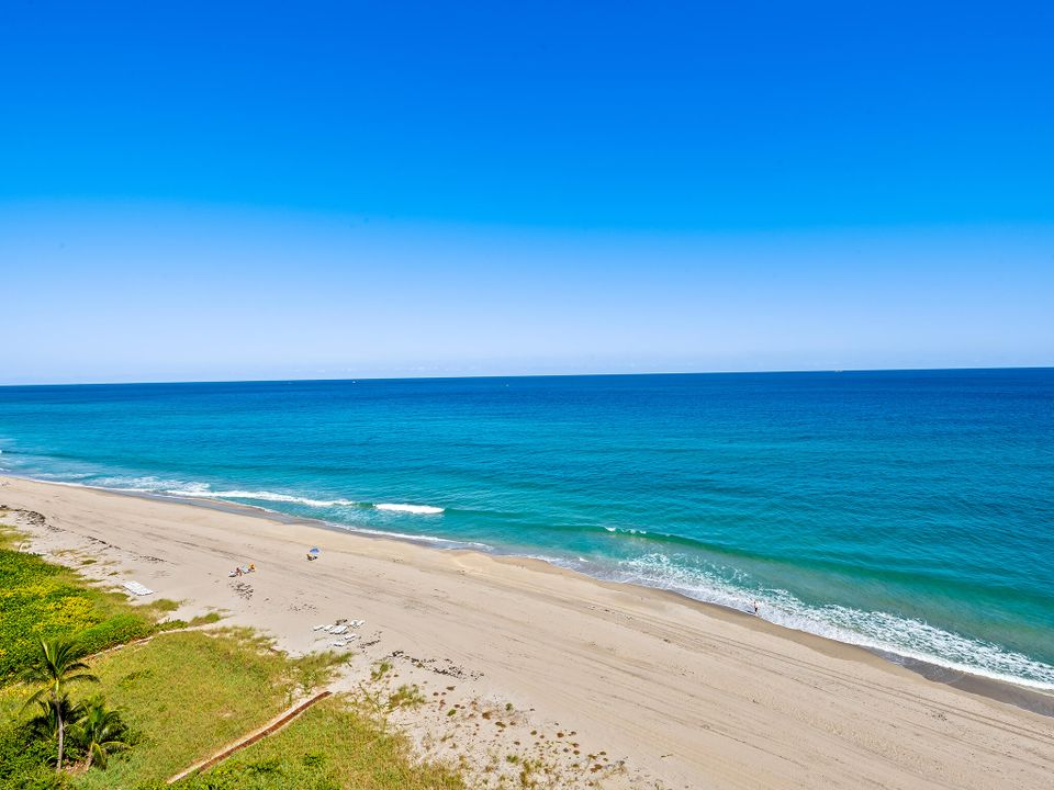 Под контрактом: $2,550,000 (2 спален, 2 ванн, 2050 Квадратных фут)