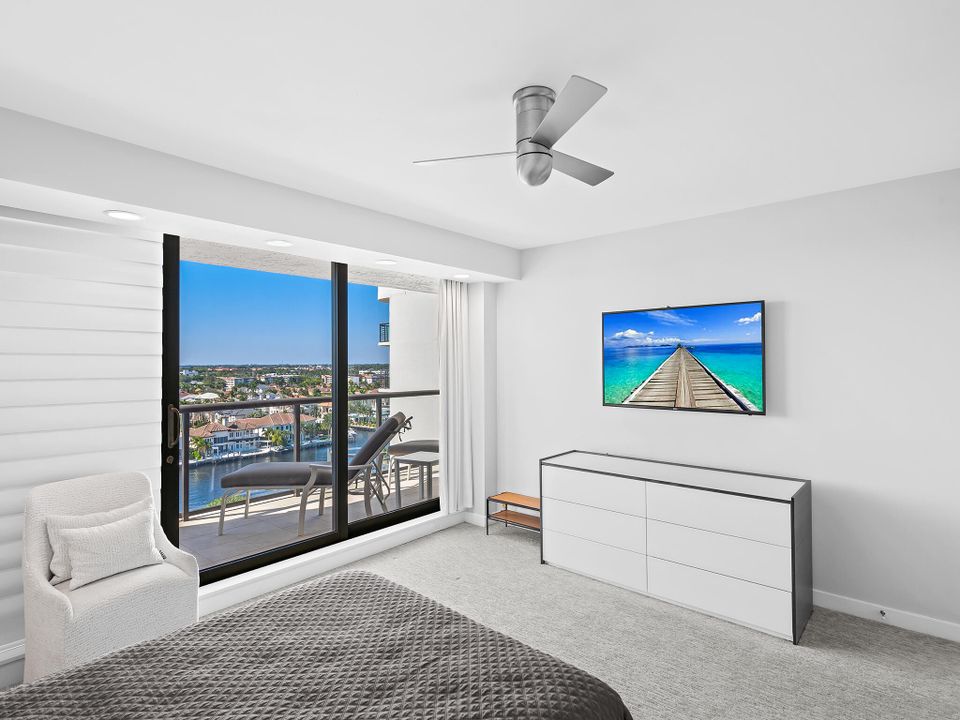 Под контрактом: $2,550,000 (2 спален, 2 ванн, 2050 Квадратных фут)