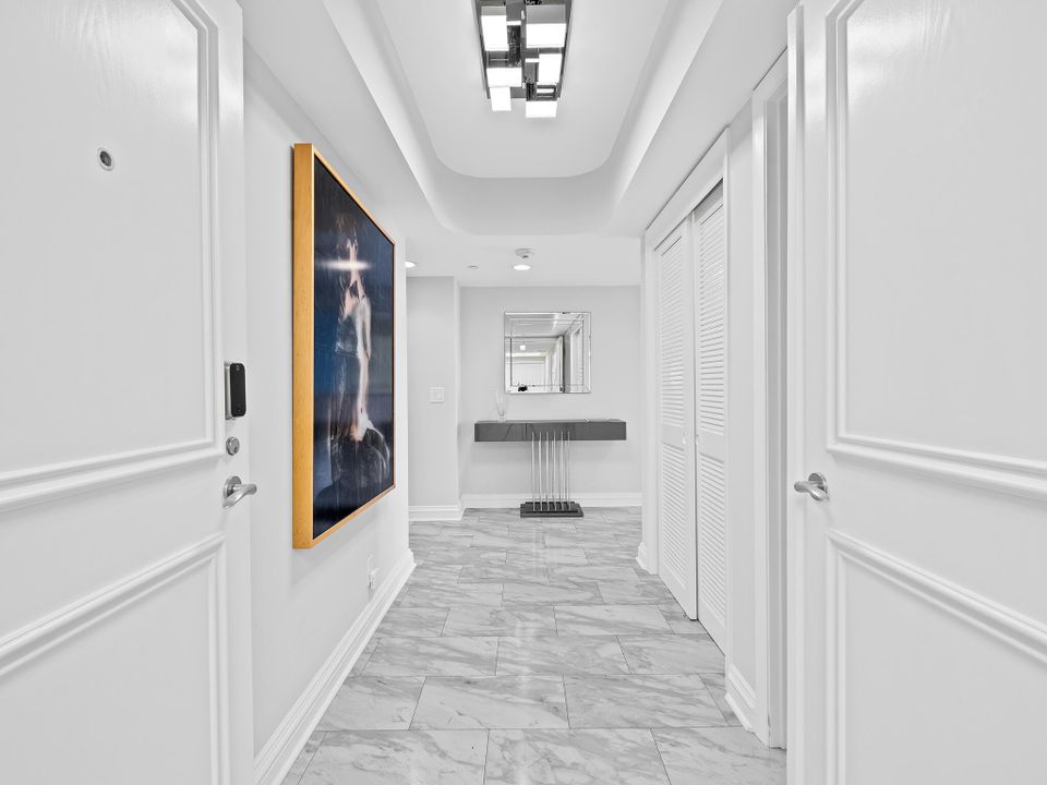 Под контрактом: $2,550,000 (2 спален, 2 ванн, 2050 Квадратных фут)