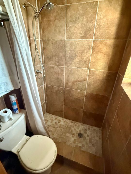 На продажу: $865,000 (4 спален, 4 ванн, 3108 Квадратных фут)