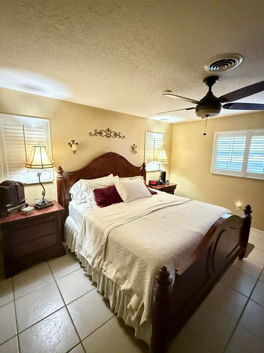 На продажу: $865,000 (4 спален, 4 ванн, 3108 Квадратных фут)