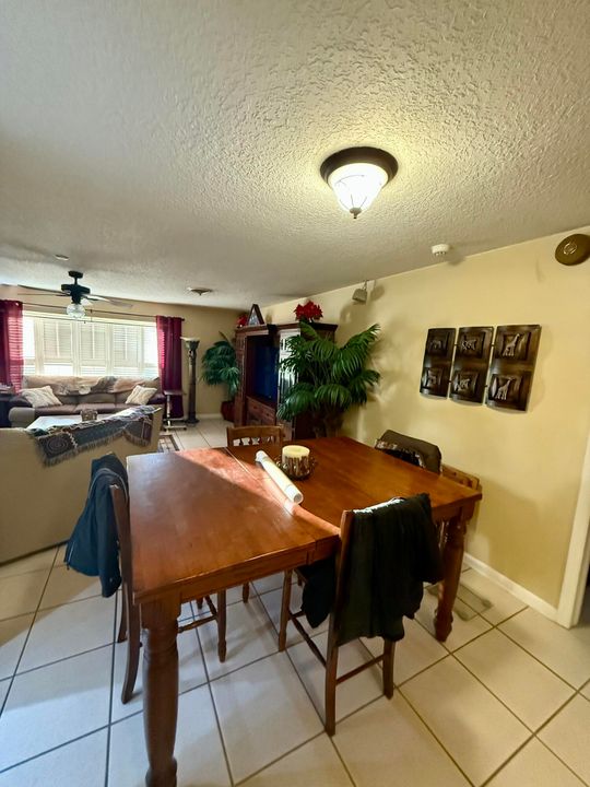 На продажу: $865,000 (4 спален, 4 ванн, 3108 Квадратных фут)