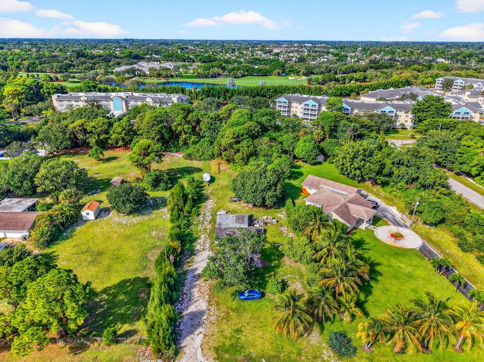 Active With Contract: $550,000 (1 beds, 1 baths, 408 Square Feet)