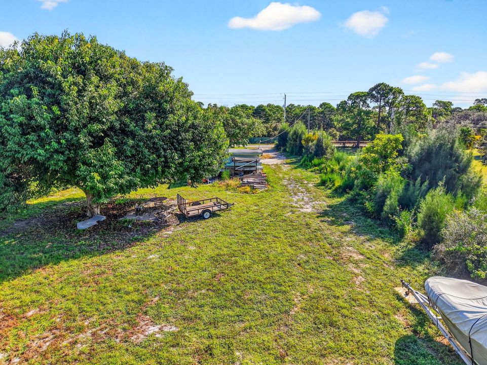 Active With Contract: $550,000 (1 beds, 1 baths, 408 Square Feet)