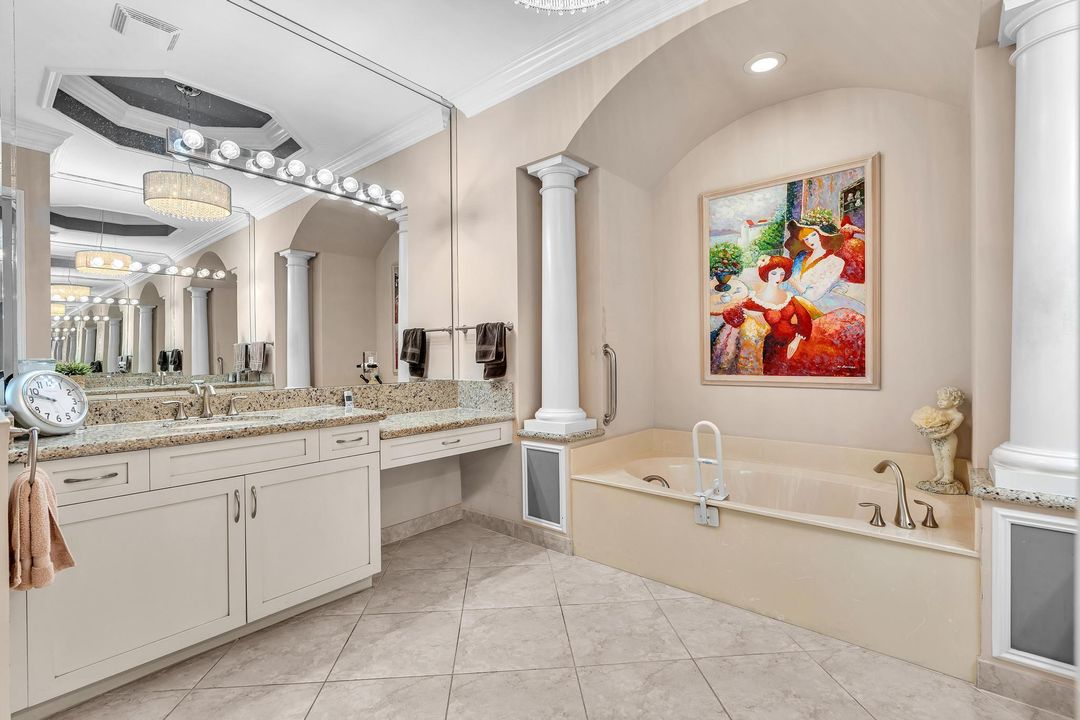 На продажу: $695,000 (3 спален, 2 ванн, 2210 Квадратных фут)