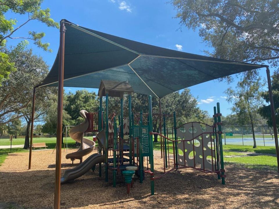 Active With Contract: $675,000 (4 beds, 2 baths, 2060 Square Feet)