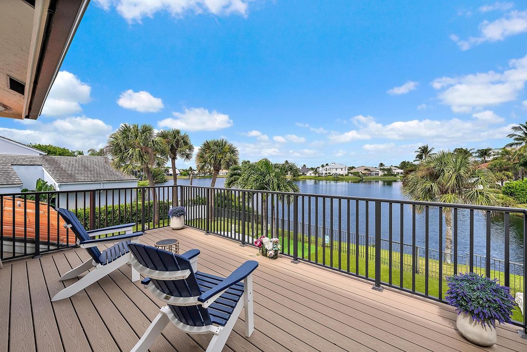 合同活跃: $15,000 (3 贝兹, 3 浴室, 2837 平方英尺)