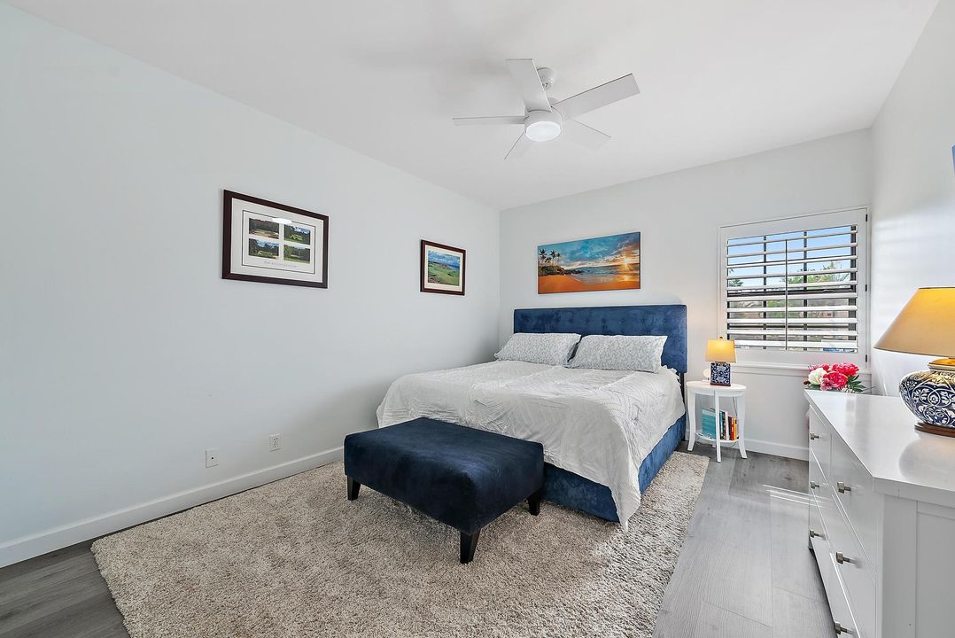 合同活跃: $15,000 (3 贝兹, 3 浴室, 2837 平方英尺)