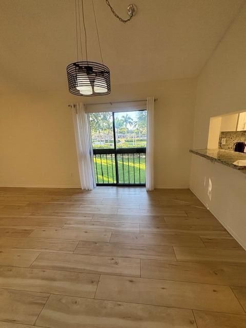 Active With Contract: $2,400 (2 beds, 2 baths, 1200 Square Feet)