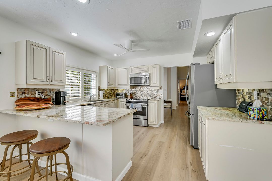 出租: $8,500 (3 贝兹, 2 浴室, 1830 平方英尺)