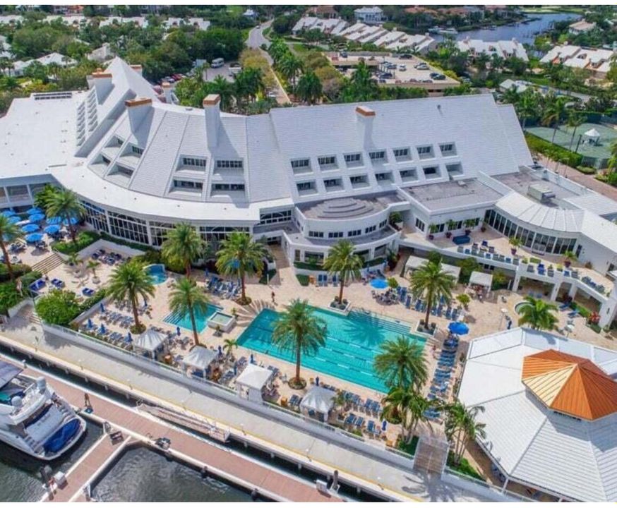 En Venta: $3,699,000 (3 camas, 2 baños, 2466 Pies cuadrados)