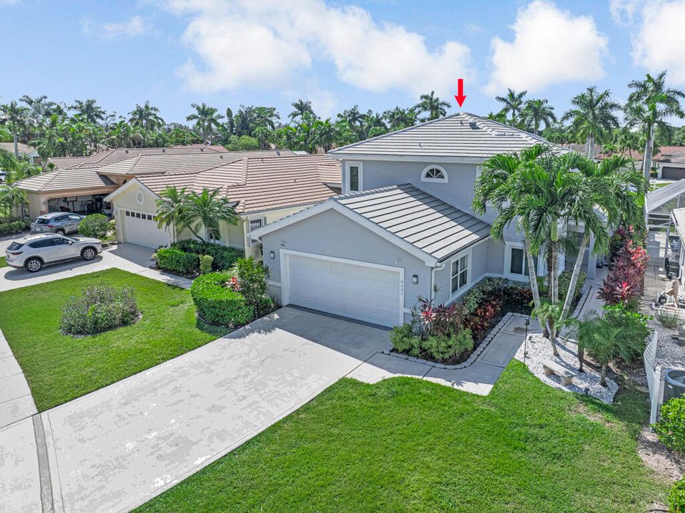 Active With Contract: $635,000 (3 beds, 2 baths, 2166 Square Feet)