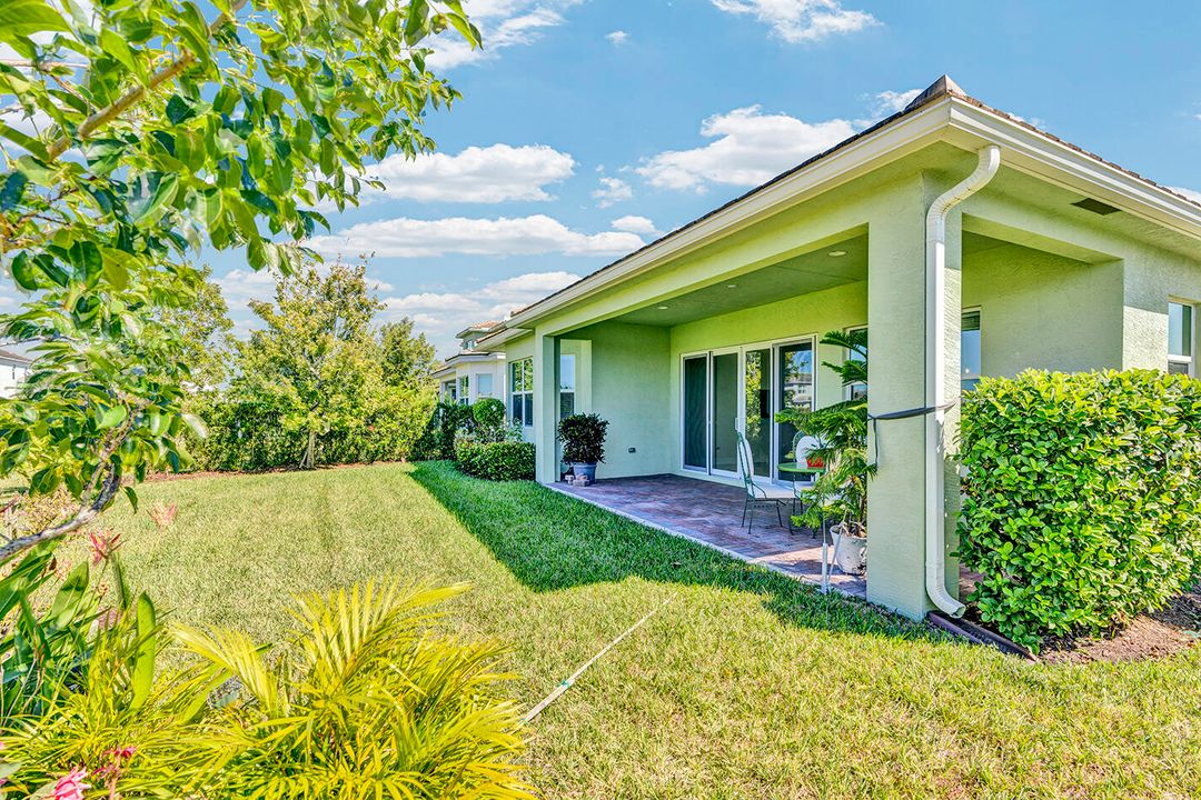 For Sale: $614,990 (3 beds, 2 baths, 2280 Square Feet)