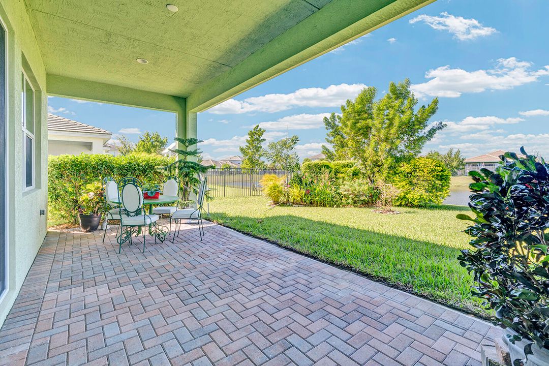 For Sale: $614,990 (3 beds, 2 baths, 2280 Square Feet)