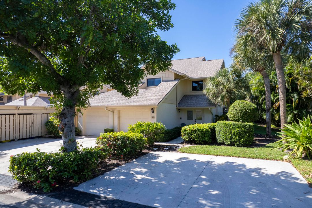 На продажу: $750,000 (3 спален, 2 ванн, 1818 Квадратных фут)