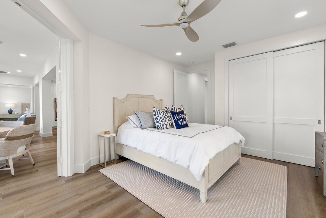 En Venta: $3,699,000 (3 camas, 2 baños, 2466 Pies cuadrados)