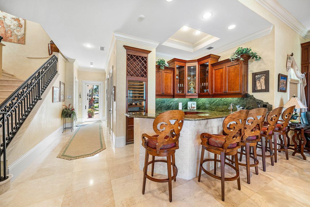 待售: $7,995,000 (4 贝兹, 4 浴室, 5661 平方英尺)