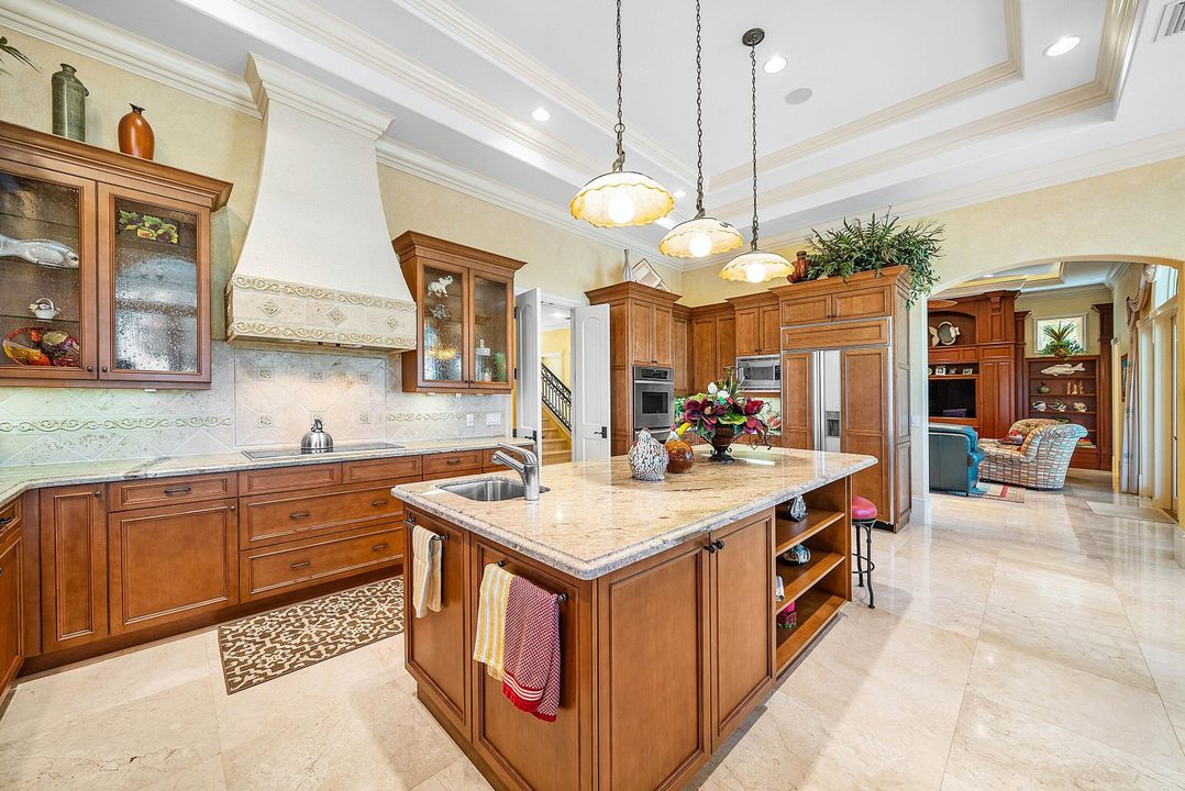 待售: $7,995,000 (4 贝兹, 4 浴室, 5661 平方英尺)