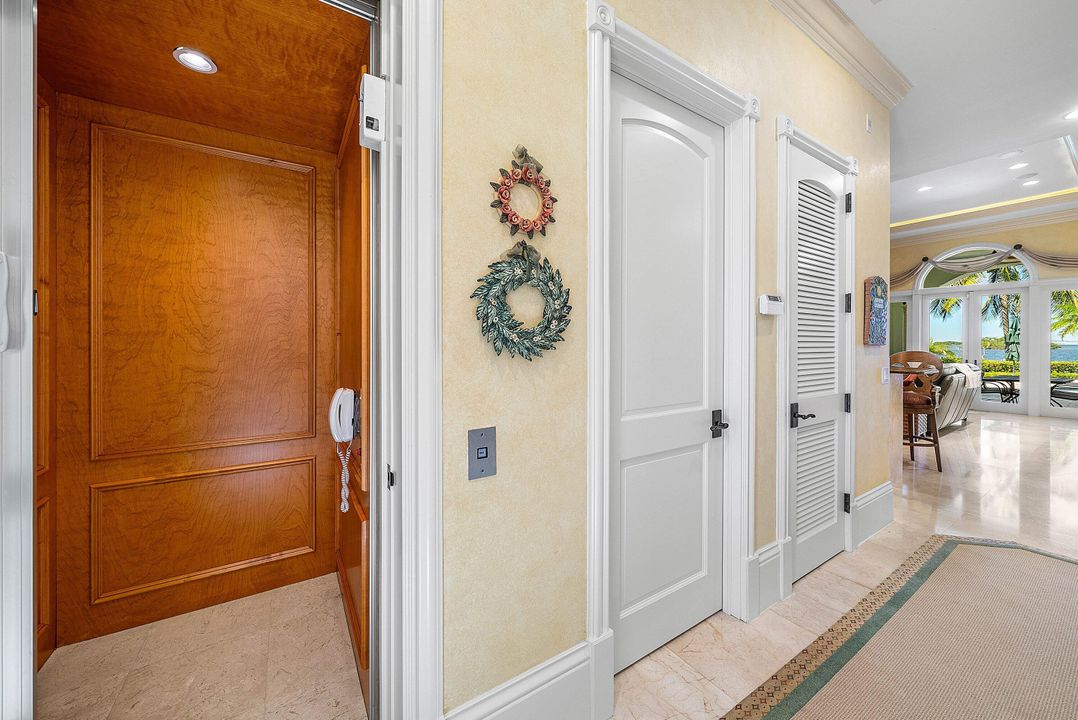 待售: $7,995,000 (4 贝兹, 4 浴室, 5661 平方英尺)