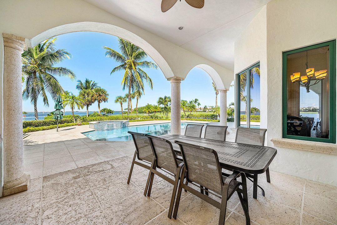 待售: $7,995,000 (4 贝兹, 4 浴室, 5661 平方英尺)