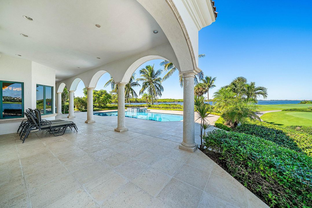 待售: $7,995,000 (4 贝兹, 4 浴室, 5661 平方英尺)