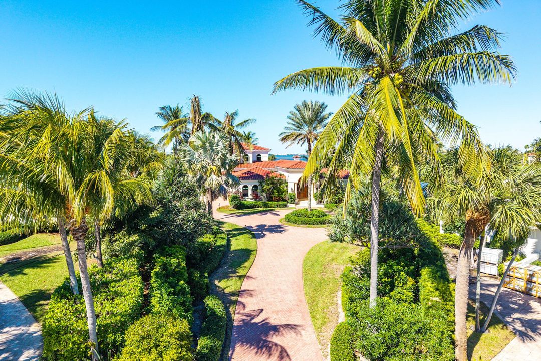 待售: $7,995,000 (4 贝兹, 4 浴室, 5661 平方英尺)