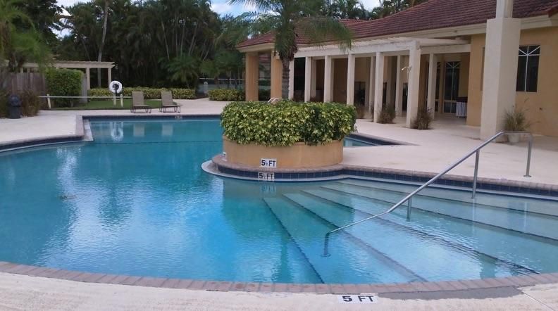 Под контрактом: $1,475 (1 спален, 1 ванн, 745 Квадратных фут)