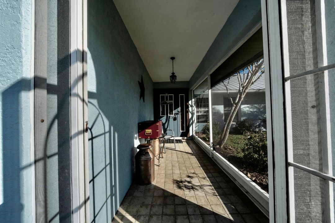 Active With Contract: $379,900 (3 beds, 2 baths, 1597 Square Feet)