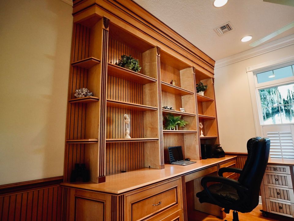 En Venta: $3,995,000 (5 camas, 4 baños, 3947 Pies cuadrados)