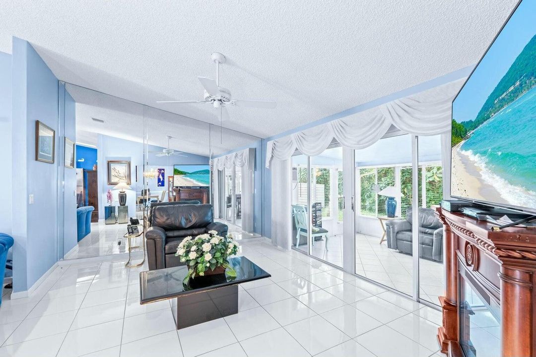 For Sale: $419,900 (3 beds, 2 baths, 2051 Square Feet)