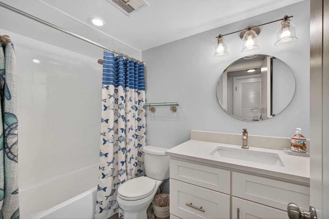 На продажу: $399,900 (2 спален, 2 ванн, 1261 Квадратных фут)