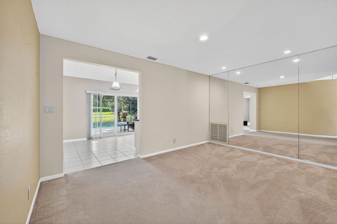 На продажу: $825,300 (4 спален, 2 ванн, 2957 Квадратных фут)