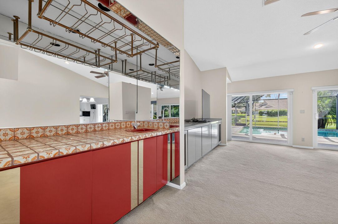 На продажу: $825,300 (4 спален, 2 ванн, 2957 Квадратных фут)