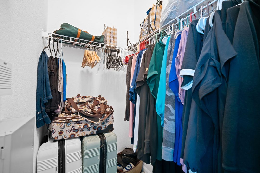 На продажу: $420,000 (3 спален, 2 ванн, 1325 Квадратных фут)