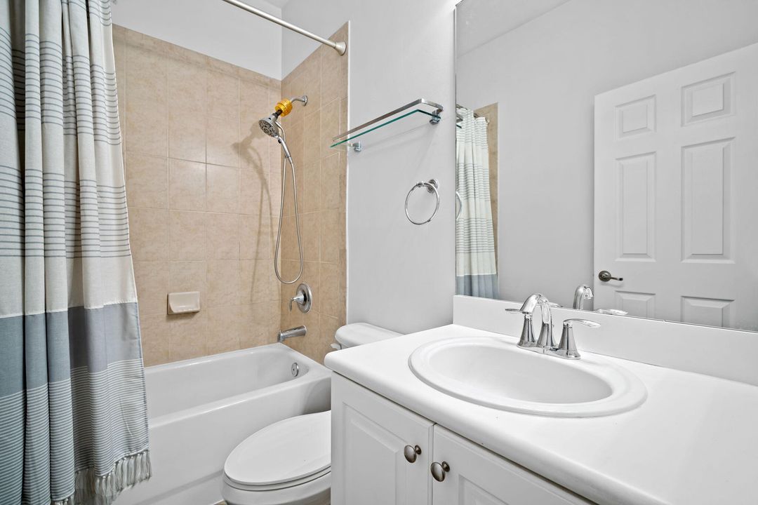 На продажу: $420,000 (3 спален, 2 ванн, 1325 Квадратных фут)