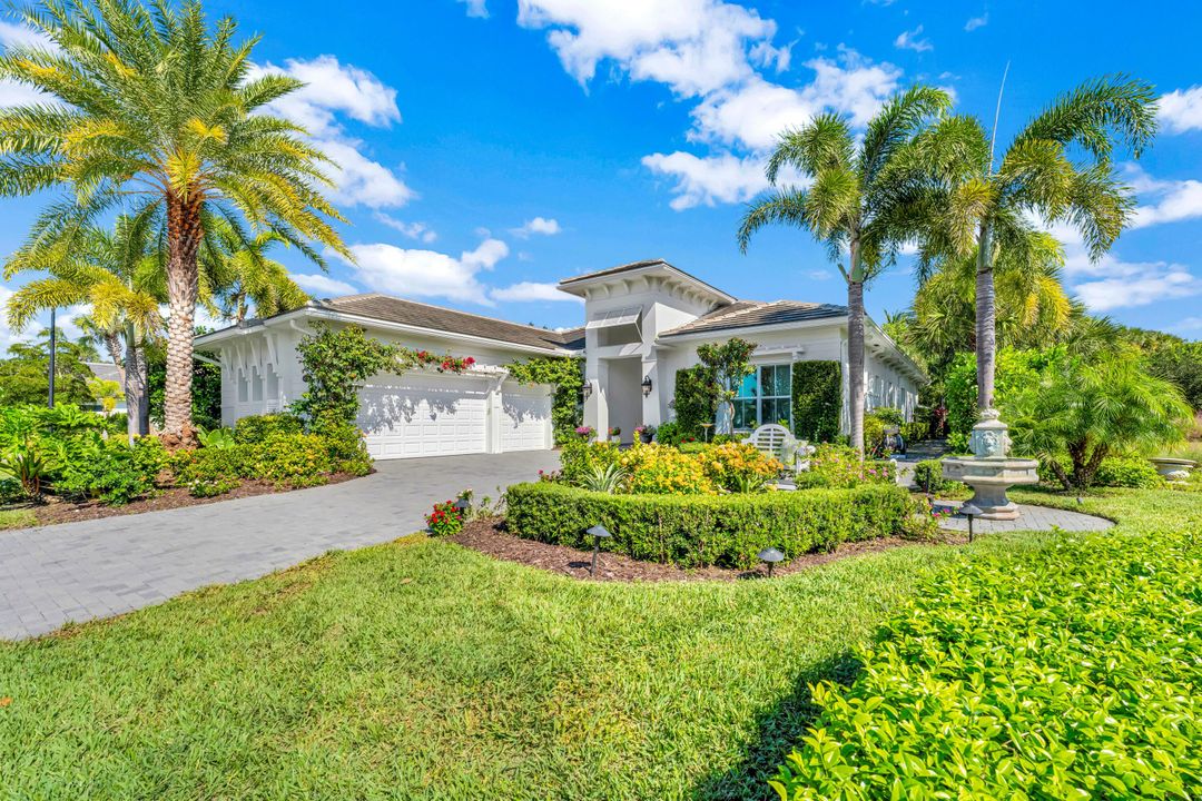 For Sale: $2,195,000 (4 beds, 4 baths, 3524 Square Feet)