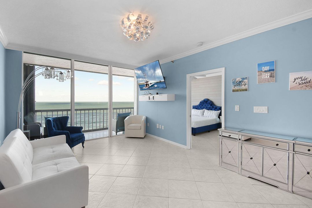 На продажу: $620,000 (2 спален, 2 ванн, 1228 Квадратных фут)