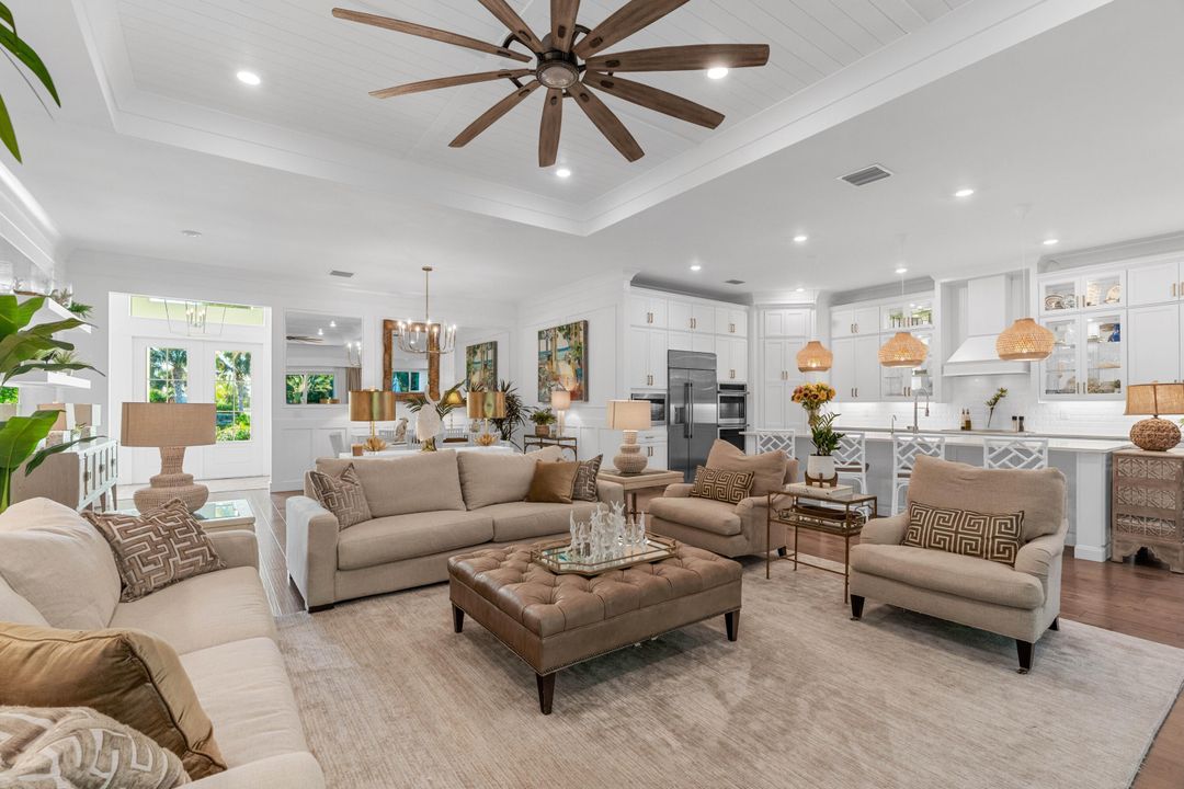 For Sale: $2,195,000 (4 beds, 4 baths, 3524 Square Feet)