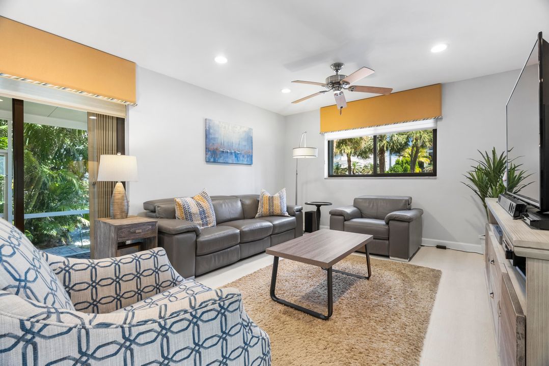 For Sale: $938,000 (2 beds, 2 baths, 1600 Square Feet)