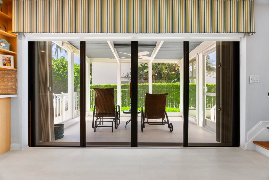 For Sale: $938,000 (2 beds, 2 baths, 1600 Square Feet)