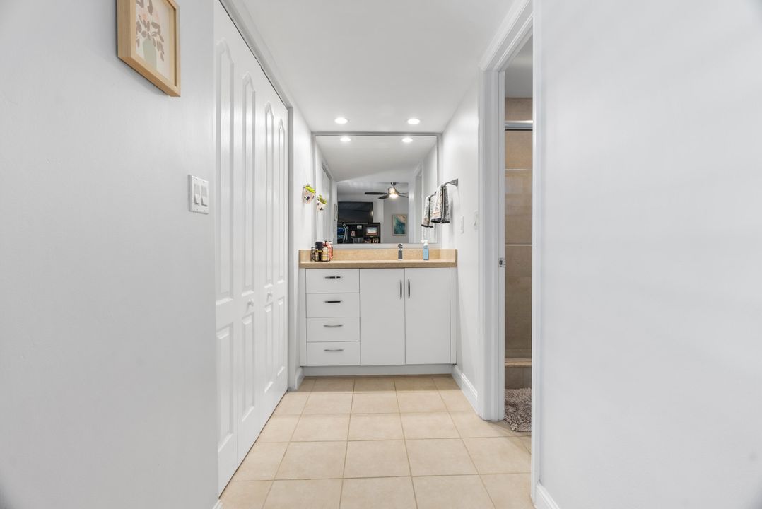 For Sale: $938,000 (2 beds, 2 baths, 1600 Square Feet)