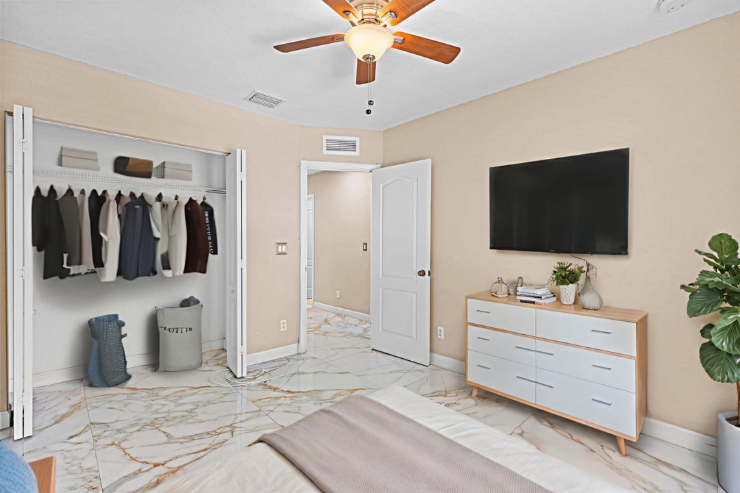 Active With Contract: $2,800 (3 beds, 2 baths, 1748 Square Feet)