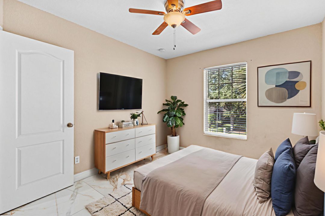 Active With Contract: $2,800 (3 beds, 2 baths, 1748 Square Feet)