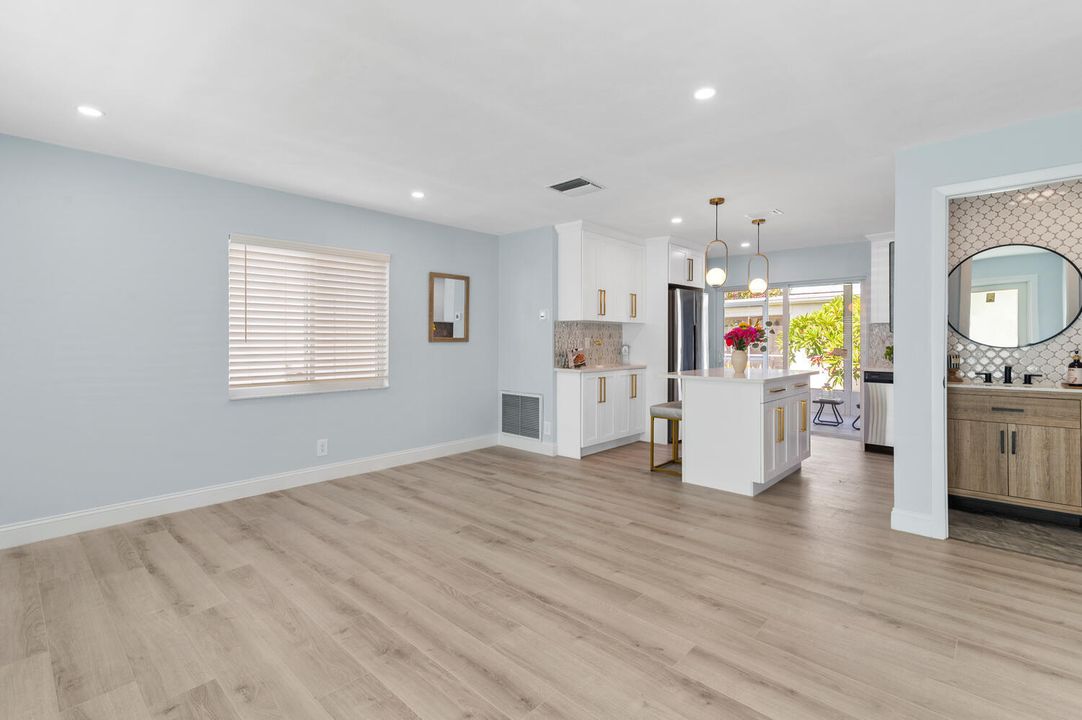 En Renta: $2,250 (2 camas, 1 baños, 1044 Pies cuadrados)