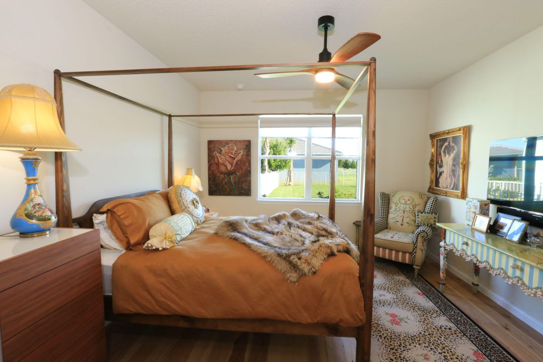 На продажу: $478,900 (2 спален, 2 ванн, 1827 Квадратных фут)